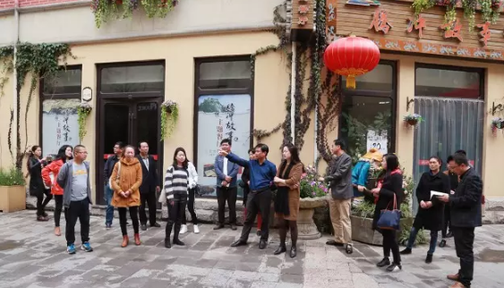 騰沖市市委常委、宣傳部部長胡麗華一行調(diào)研高黎貢文化創(chuàng)意產(chǎn)業(yè)園區(qū)